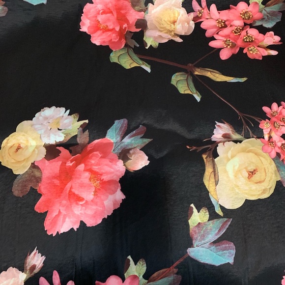 Meet your Posher, Mayra - Picture 1 of 1